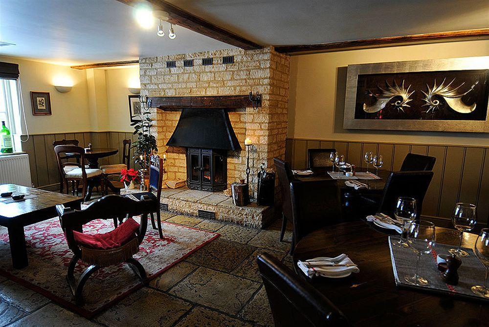 The Chequers Inn Cassington Ngoại thất bức ảnh